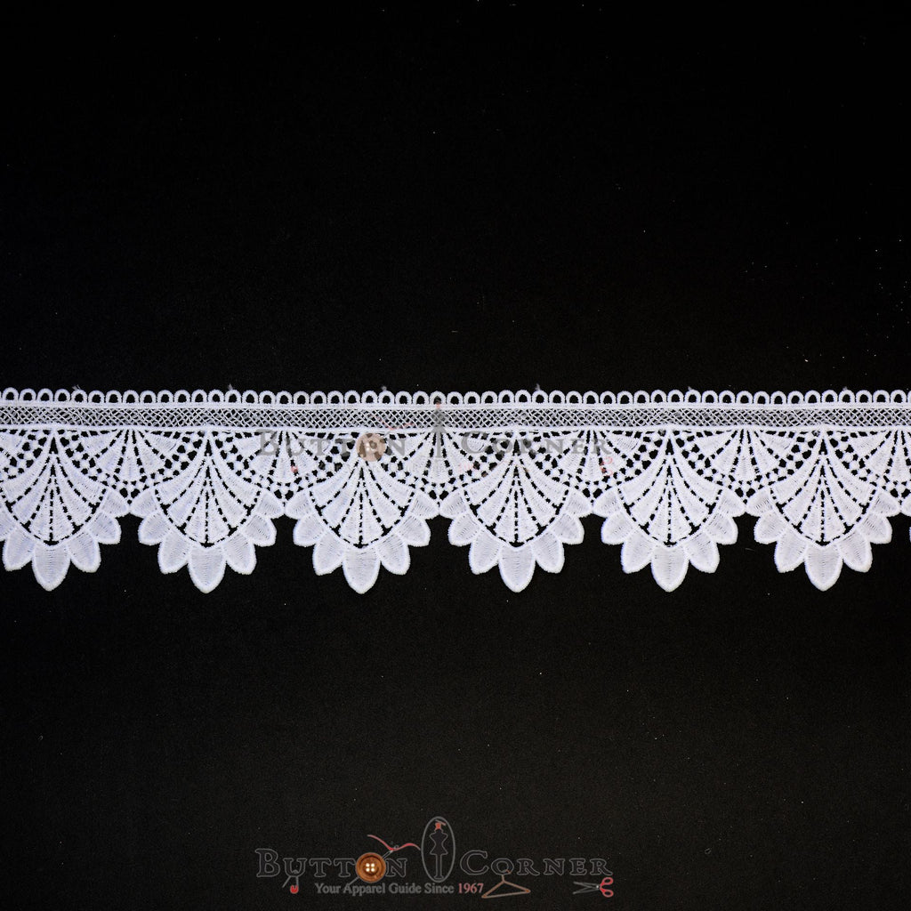 One Side Border Shuttle Lace