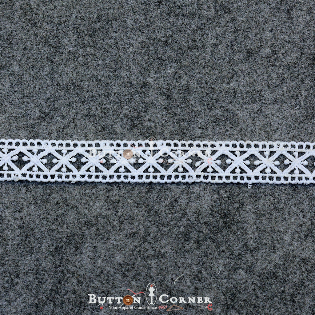 One Side Border Shuttle Lace