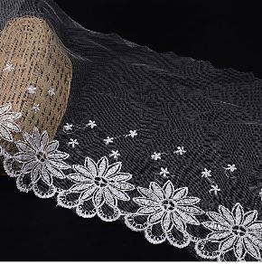 One Side Border Net Lace