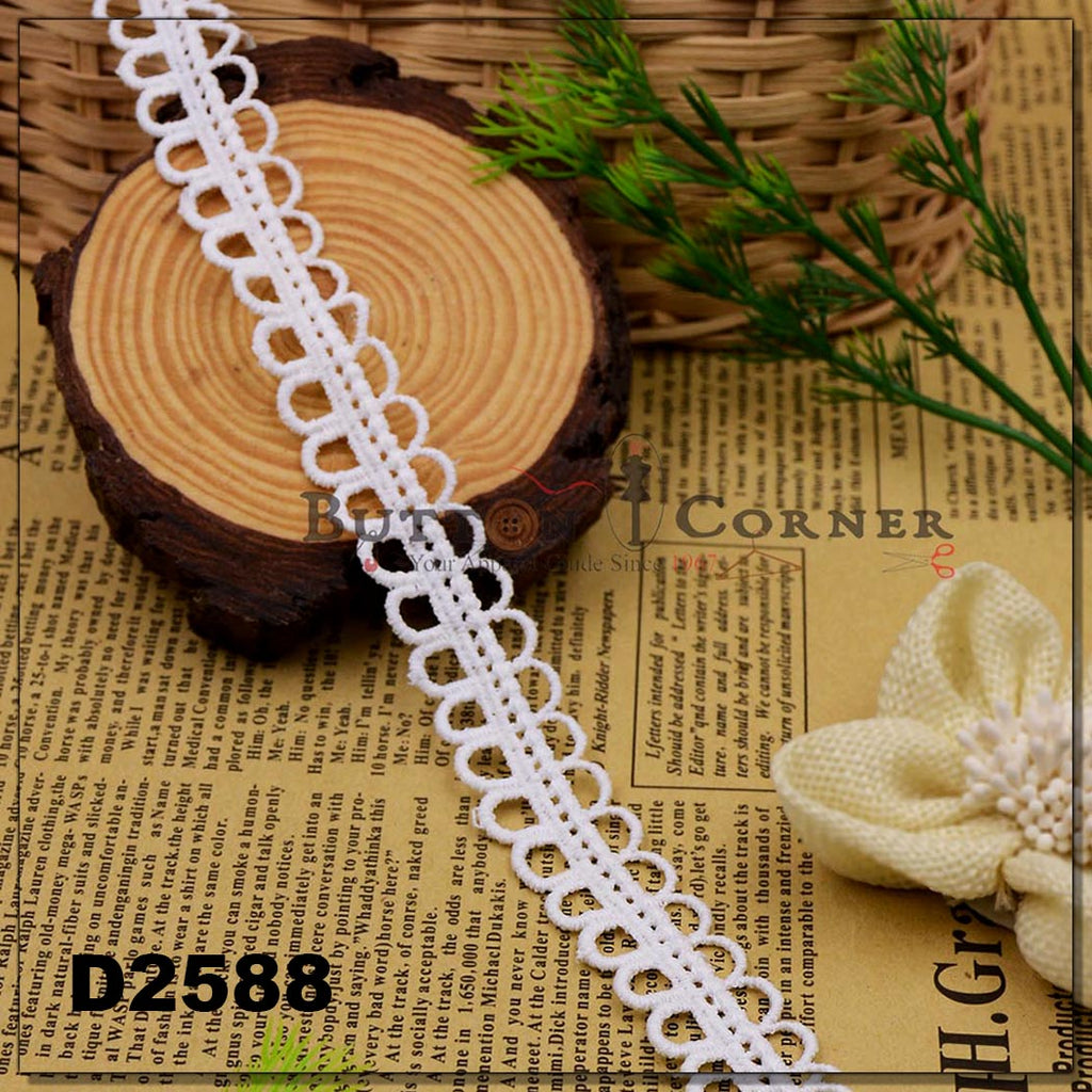 One Side Border Shuttle Lace