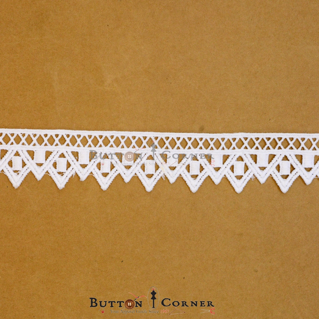 One Side Border Shuttle Lace