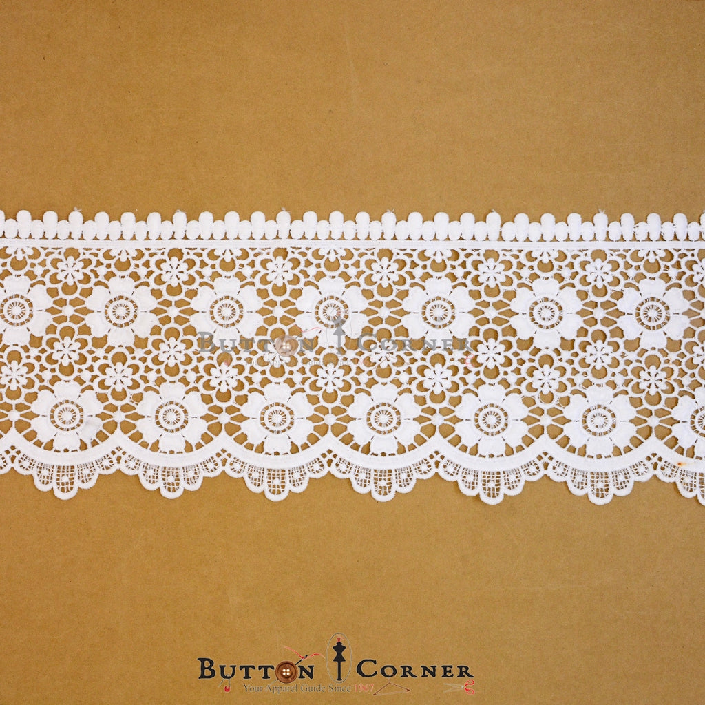 One Side Border Shuttle Lace