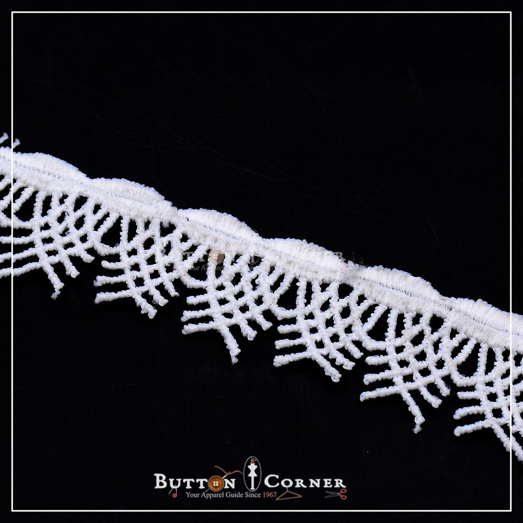 One Side Border Shuttle Lace