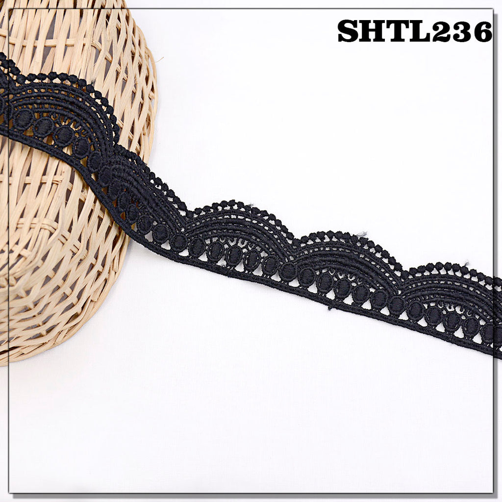 One Side Border Shuttle Lace