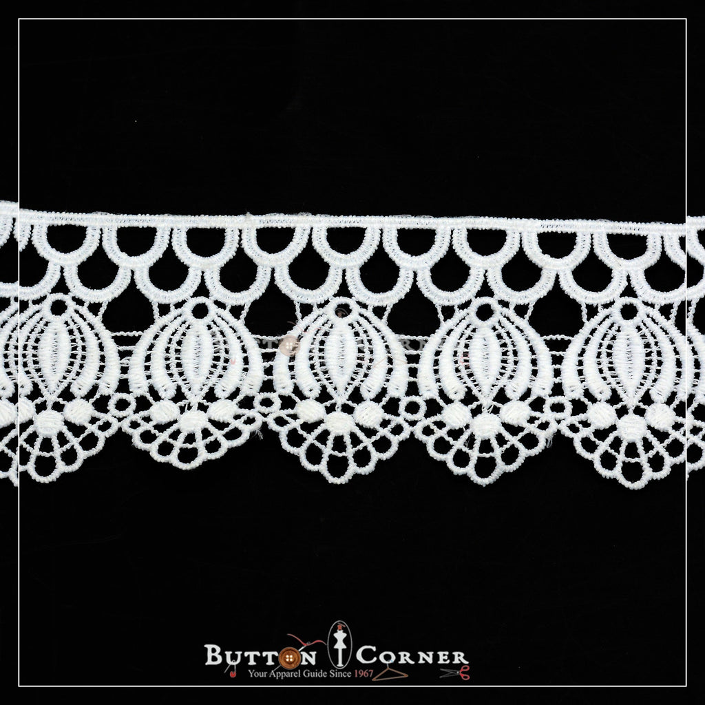 One Side Border Shuttle Lace