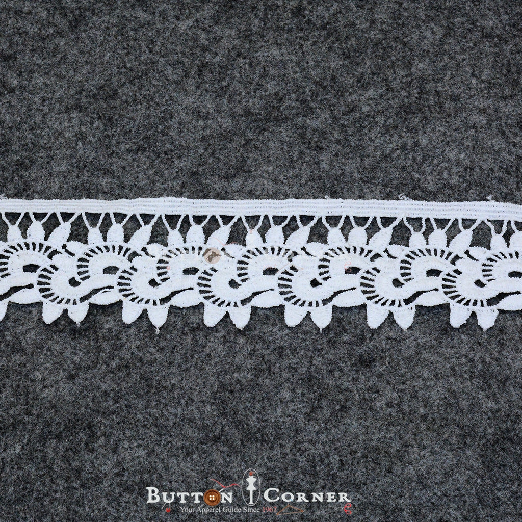 One Side Border Shuttle Lace