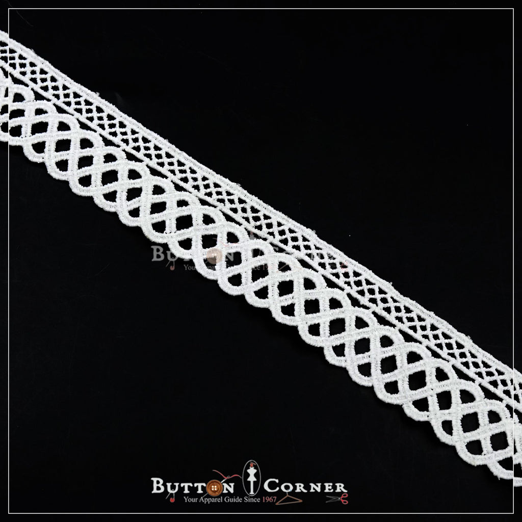 One Side Border Shuttle Lace