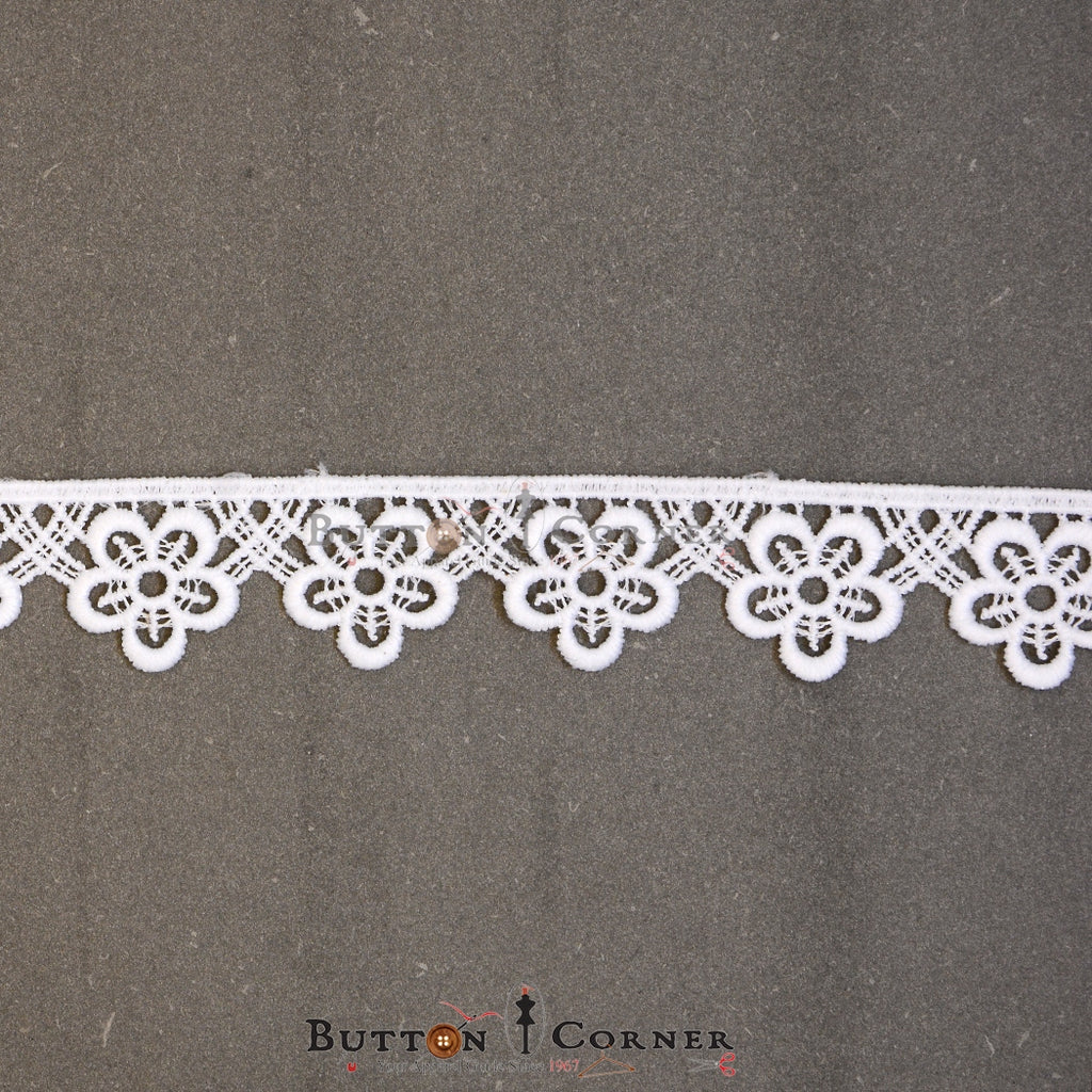 One Side Border Shuttle Lace