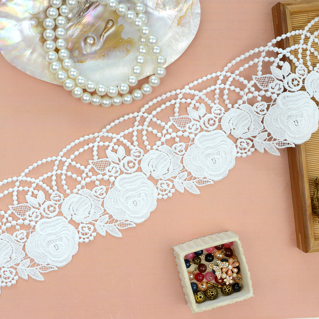 Applique Shuttle Lace