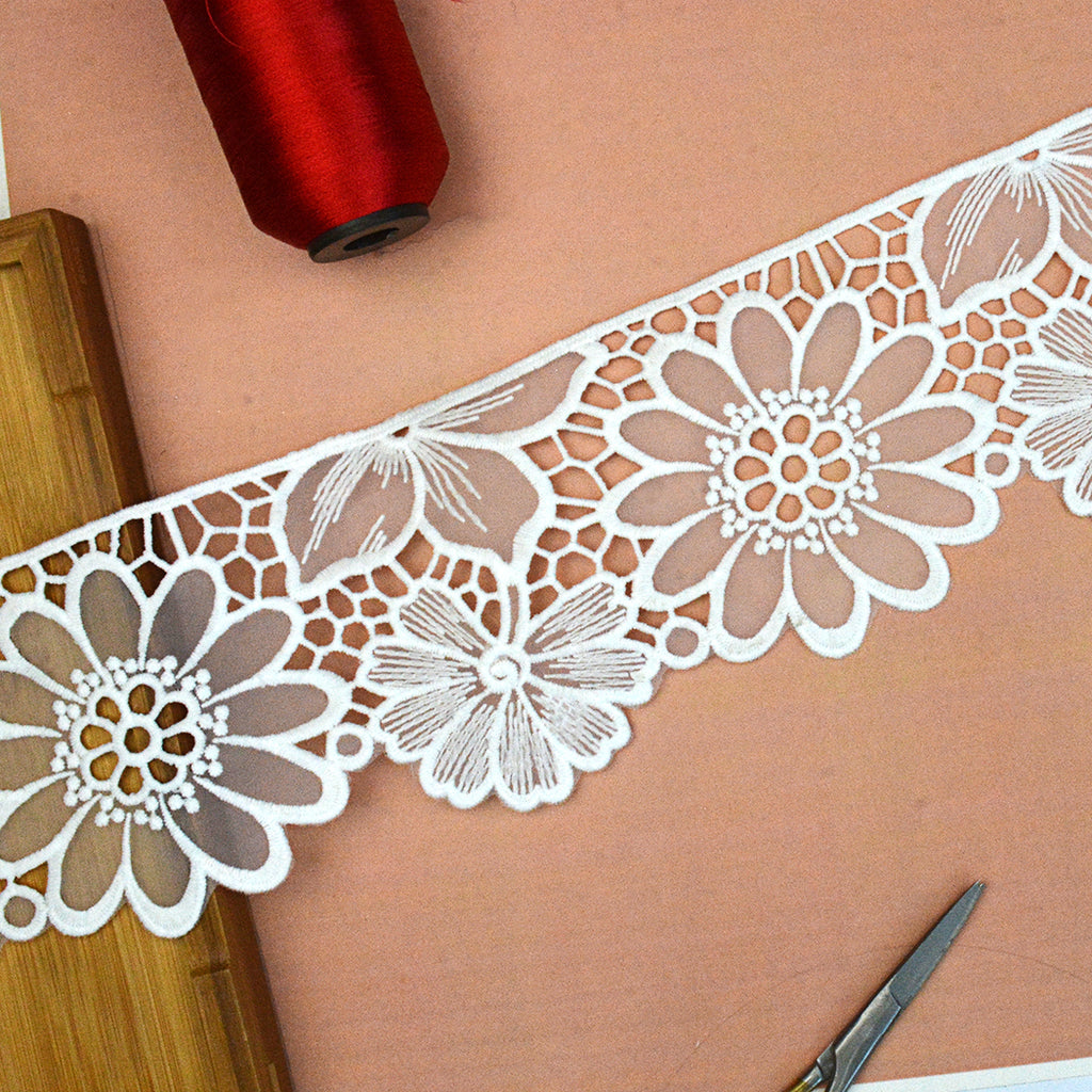 One Side Border Organza Lace