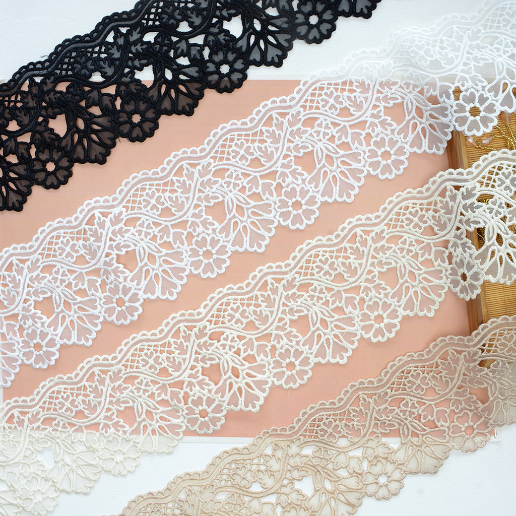 One Side Border Organza Lace