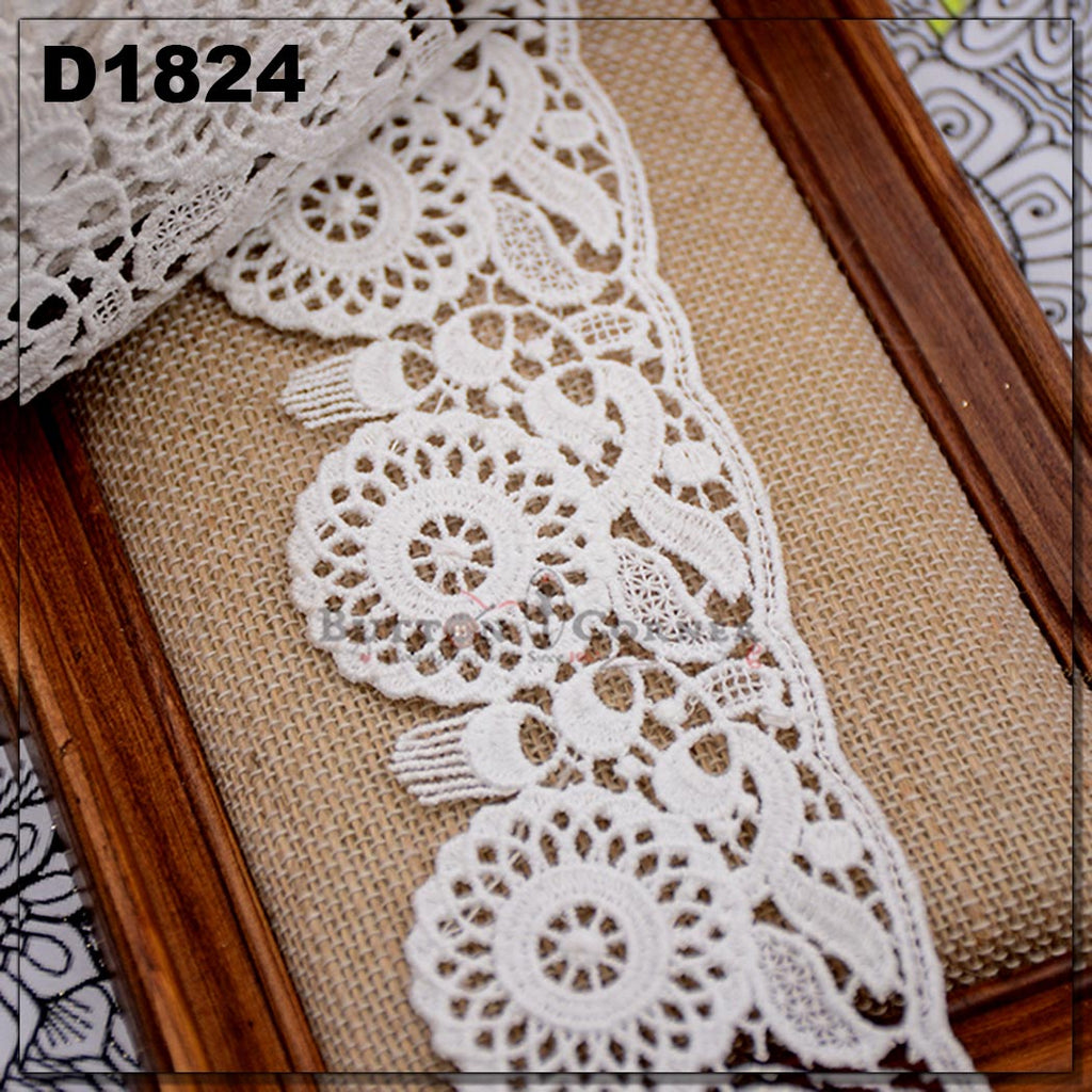 Shuttle One Side Border Lace