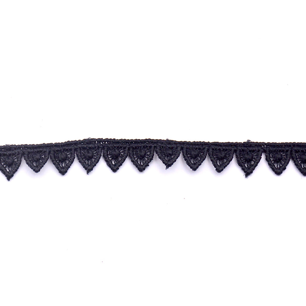 One Side Border Shuttle Lace