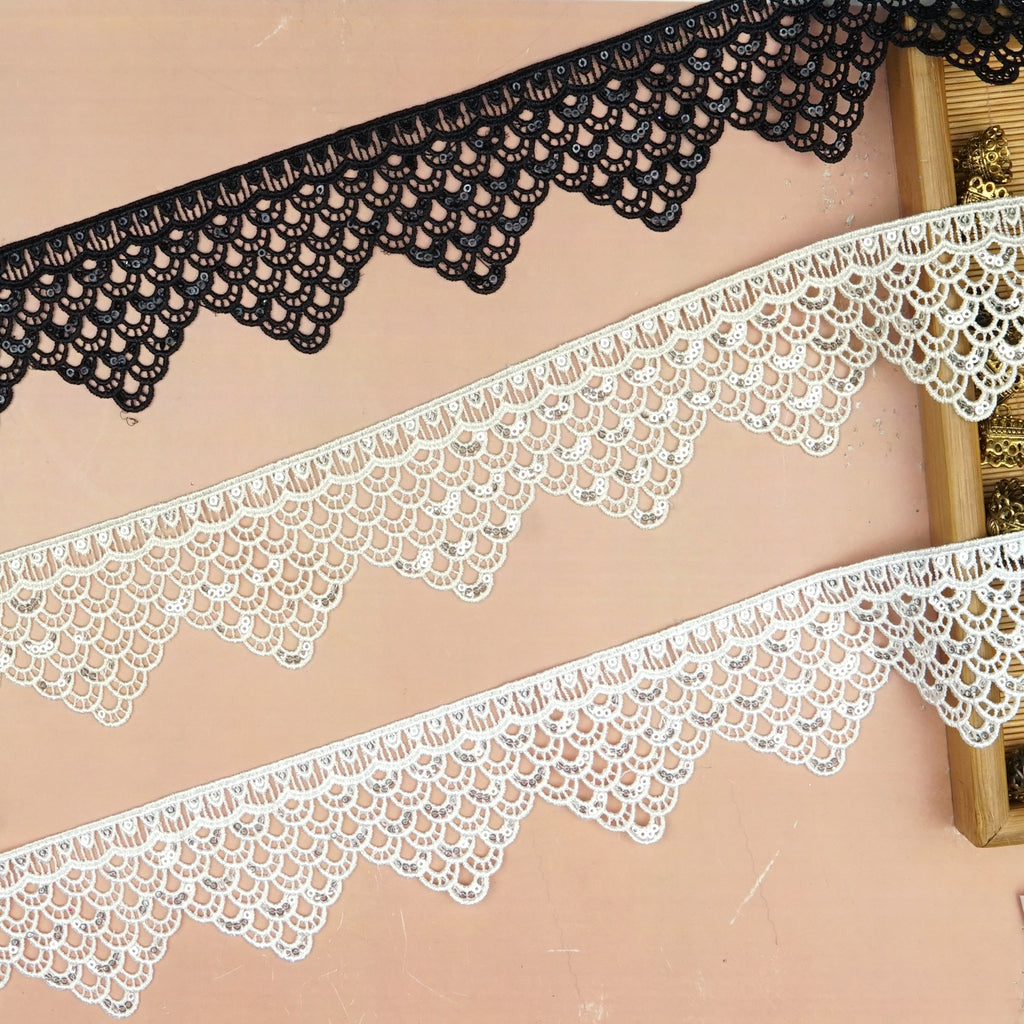 Sequence Shuttle Lace