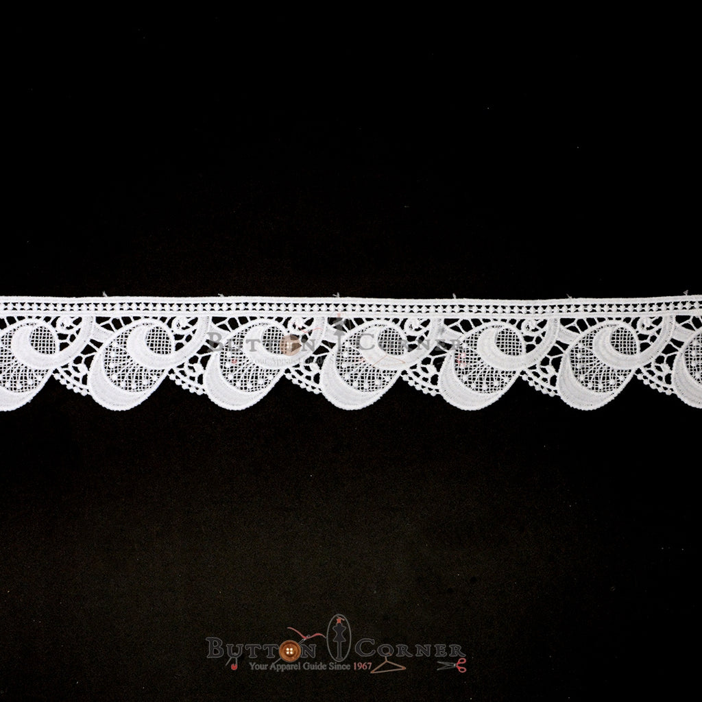 One Side Border Shuttle Lace