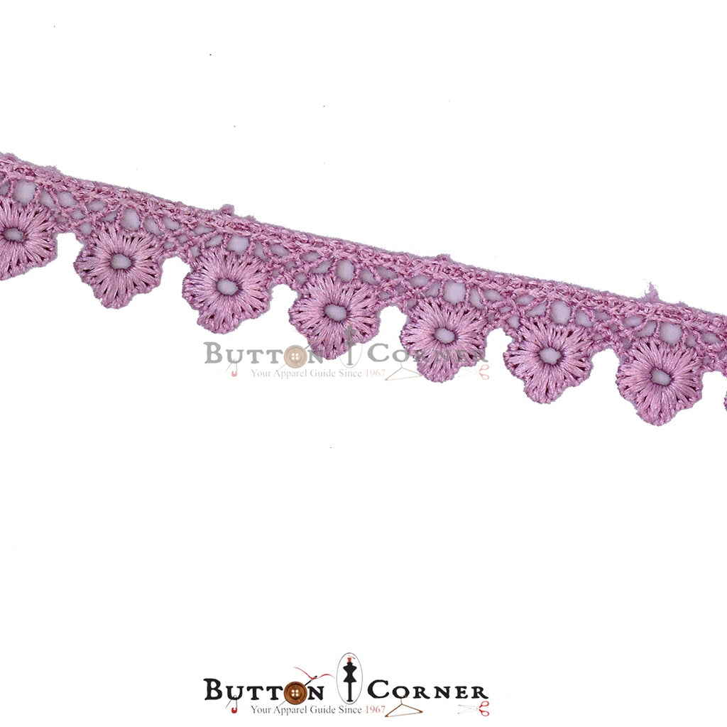 One Side Border Shuttle Lace