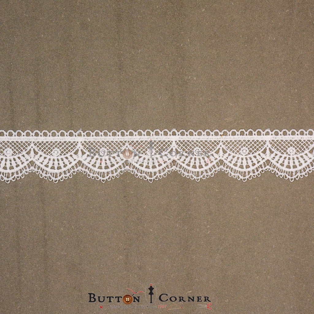 One Side Border Shuttle Lace