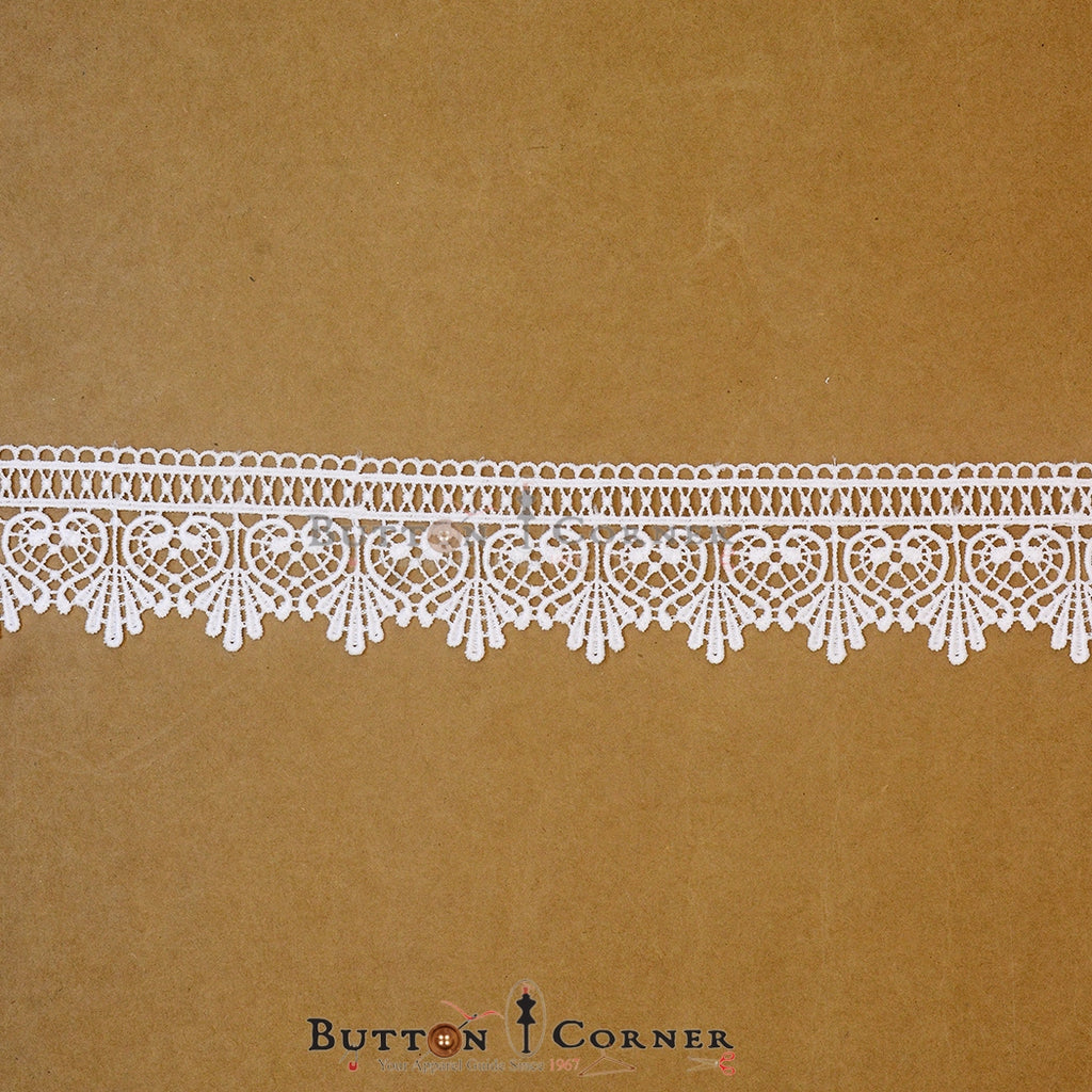 One Side Border Shuttle Lace