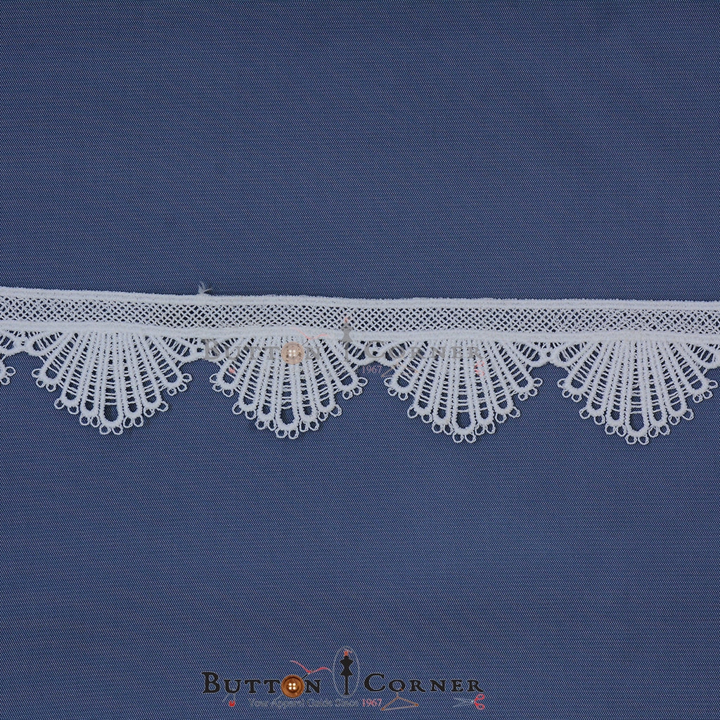 One Side Border Shuttle Lace