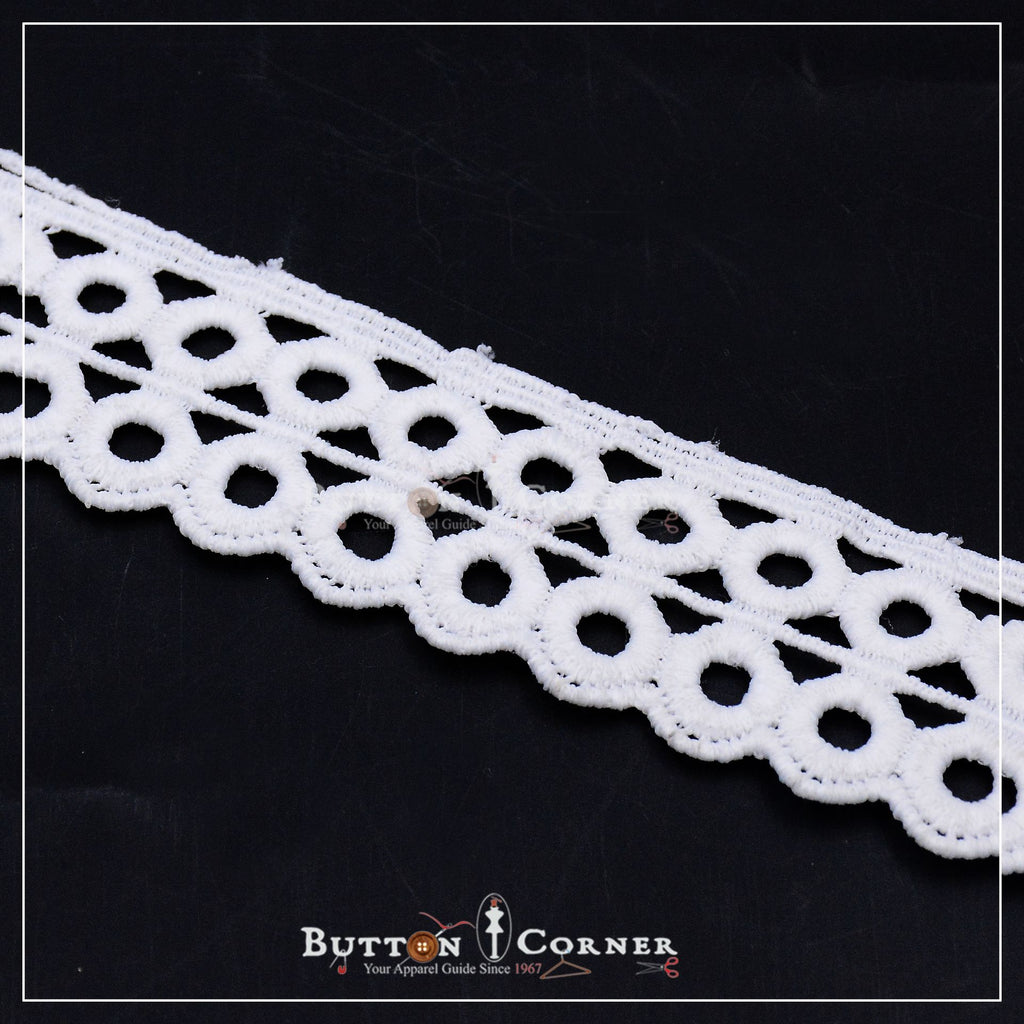 One Side Border Shuttle Lace